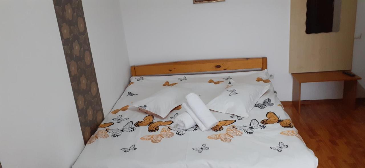 Pensiunea Tora Vatra Dornei Exteriör bild