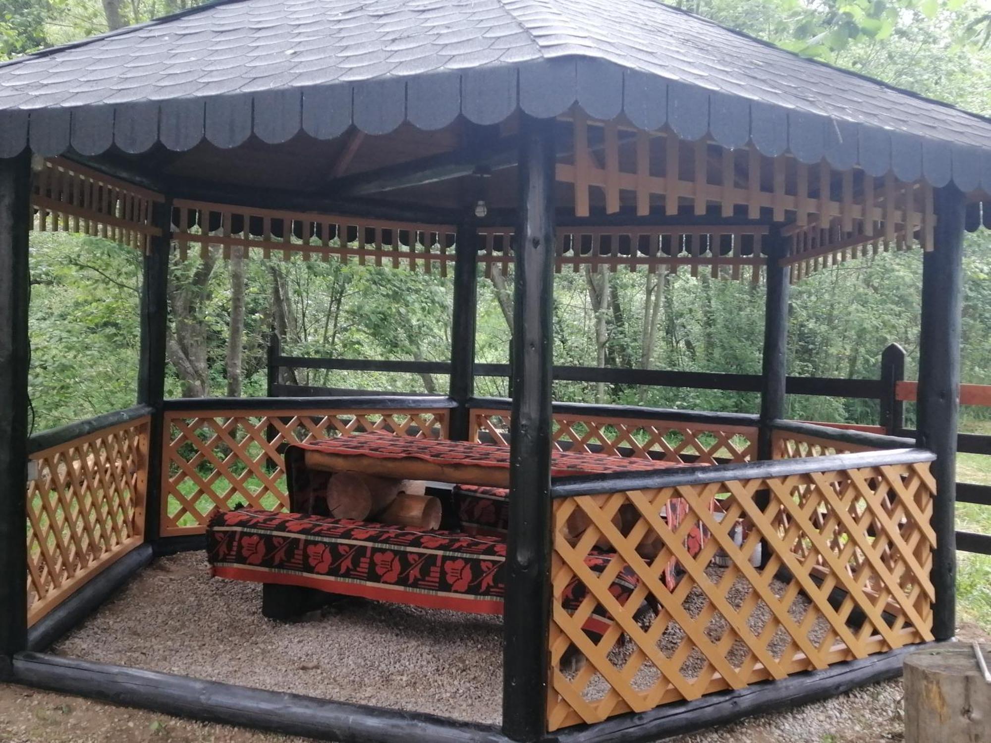 Pensiunea Tora Vatra Dornei Exteriör bild
